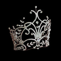 Crowns & Tiaras Rentals