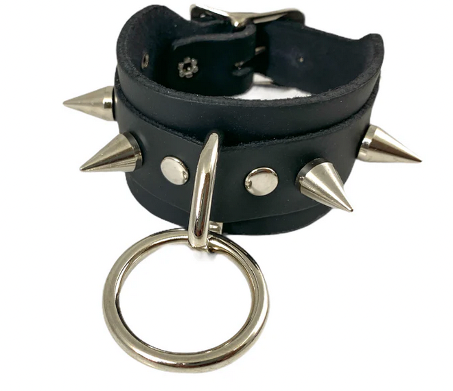 Cone Spiked O-Ring Black Leather Bracelet