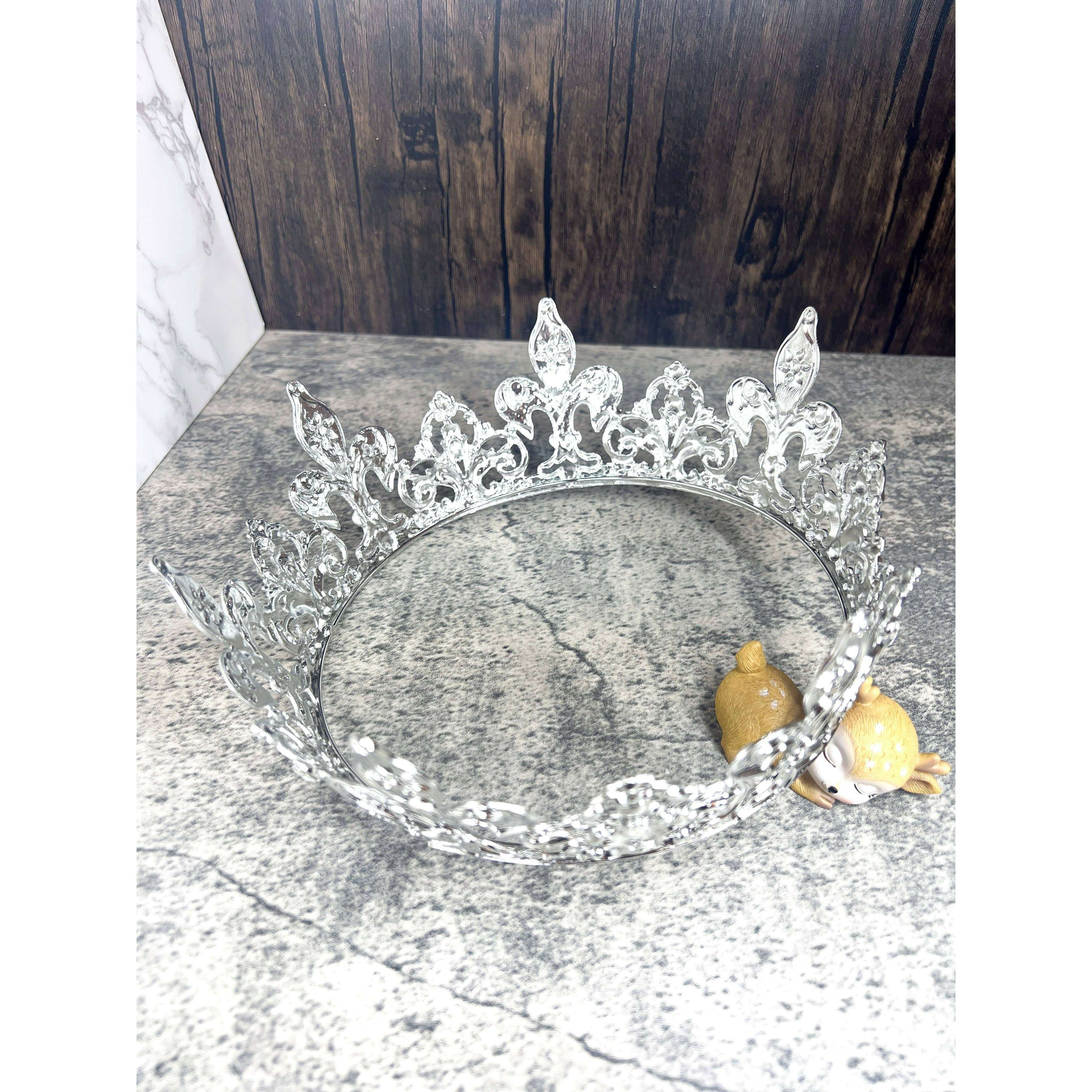 24" Fleur De Lis Silver King Crown