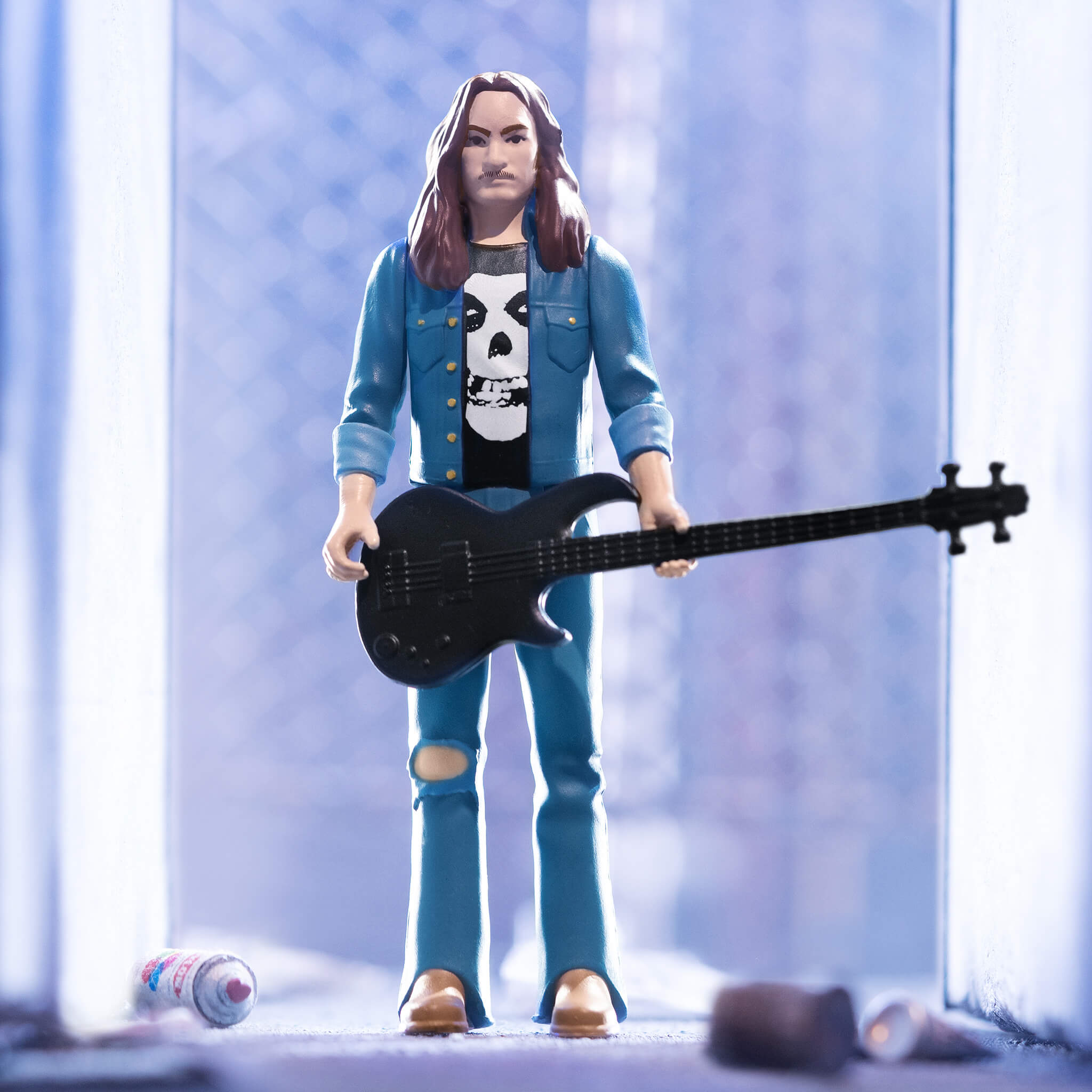 3.75" Cliff Burton ReAction Collectible Action Figure w/ Bass Guitar & Kill 'Em All Hammer