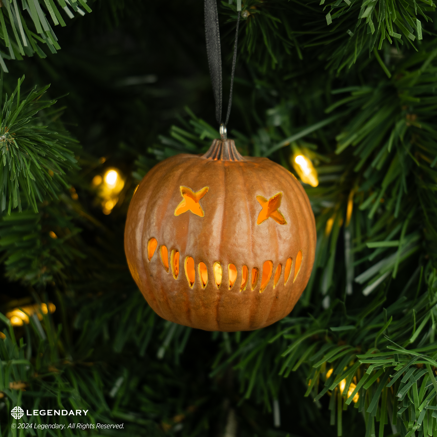 Trick r' Treat: Light Up Pumpkin Ornament