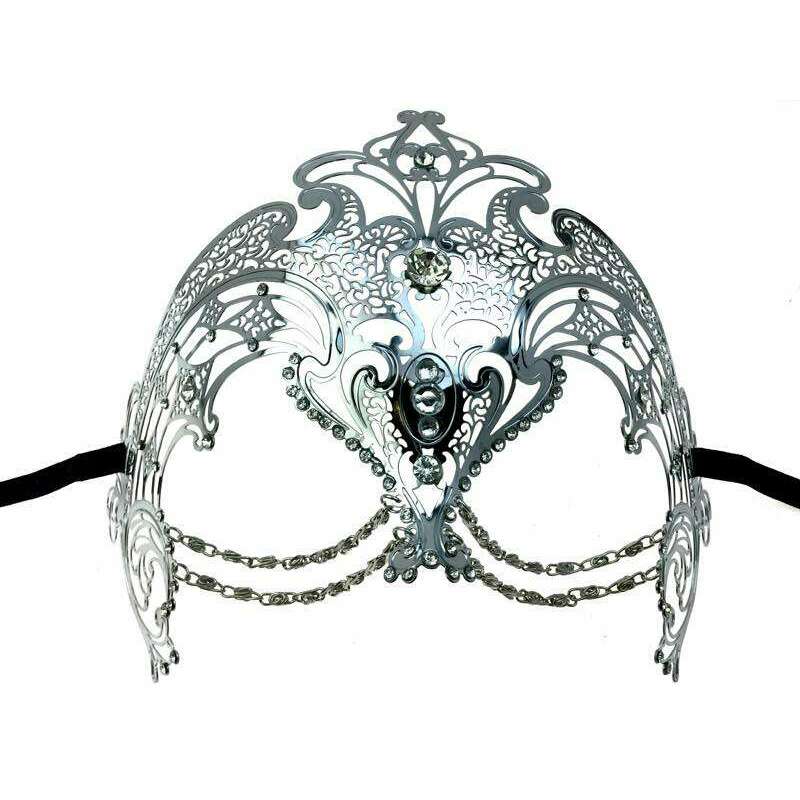 Chained Metal Diamond Mask