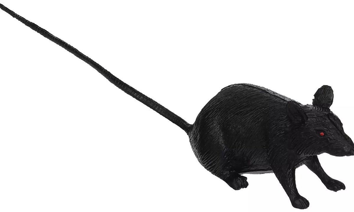 4.5" Black Rubber Rat