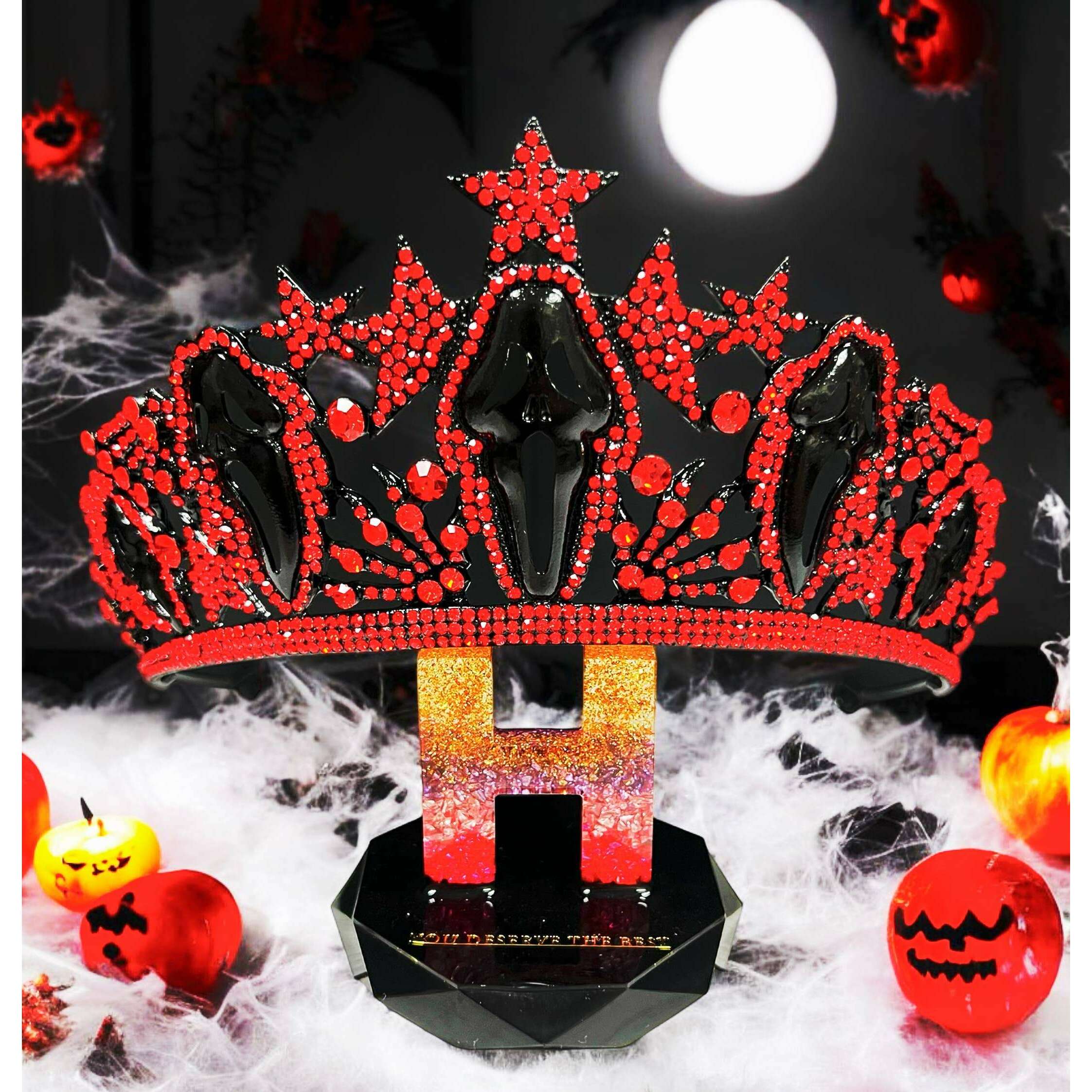 Red Scream Queen Star Crown