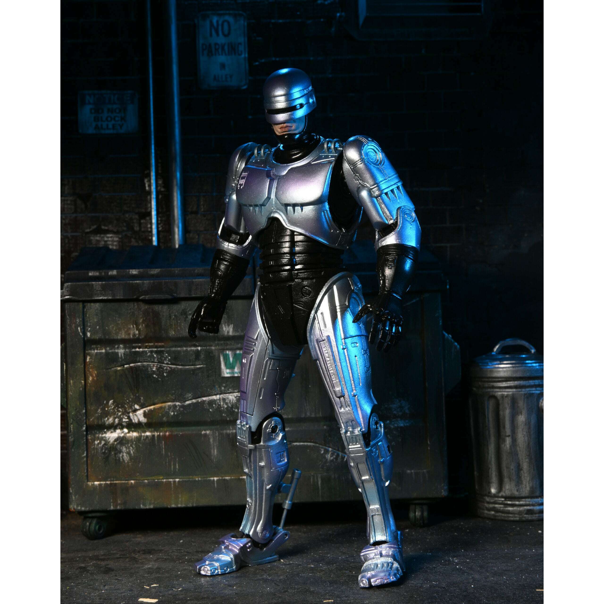 RoboCop: 7" Ultimate RoboCop Collectible Action Figure