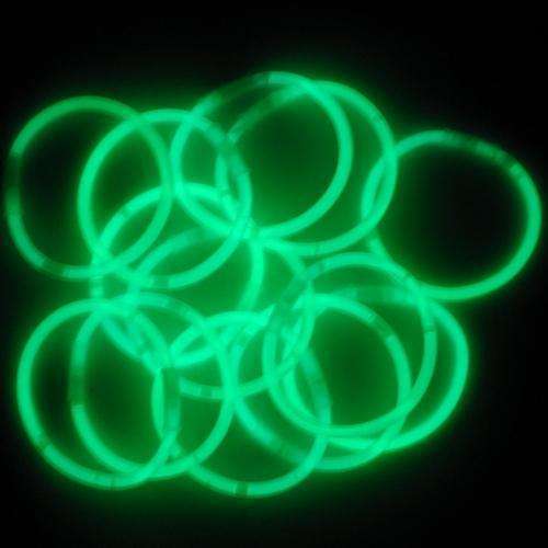 8" Glo Bracelet- Green- 15 Pack