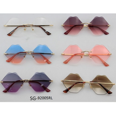 Lips Shaped Frameless Sunglasses