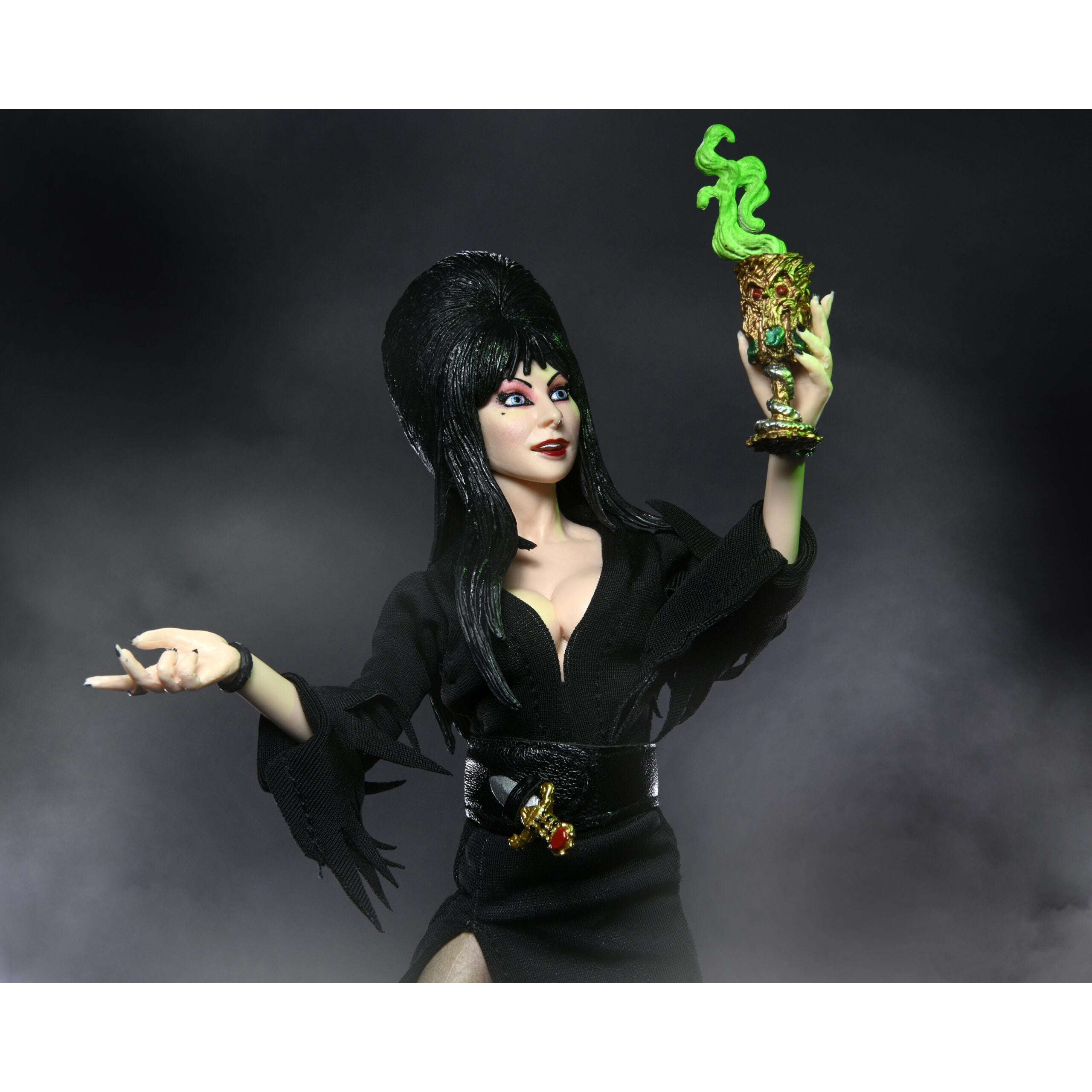 Elvira, Mistress of the Dark: 8″ Clothed Action Figure