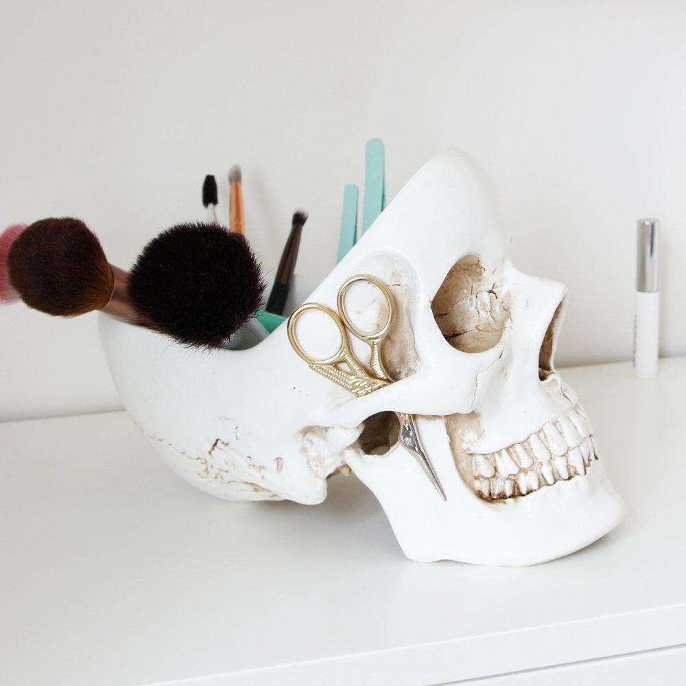 Skull Tidy Desktop Organizer