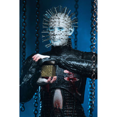 Hellraiser: 7″ Scale Ultimate Pinhead Collectible Action Figure