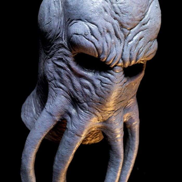 Dungeons & Dragons: Deluxe Mind Flayer Latex Mask