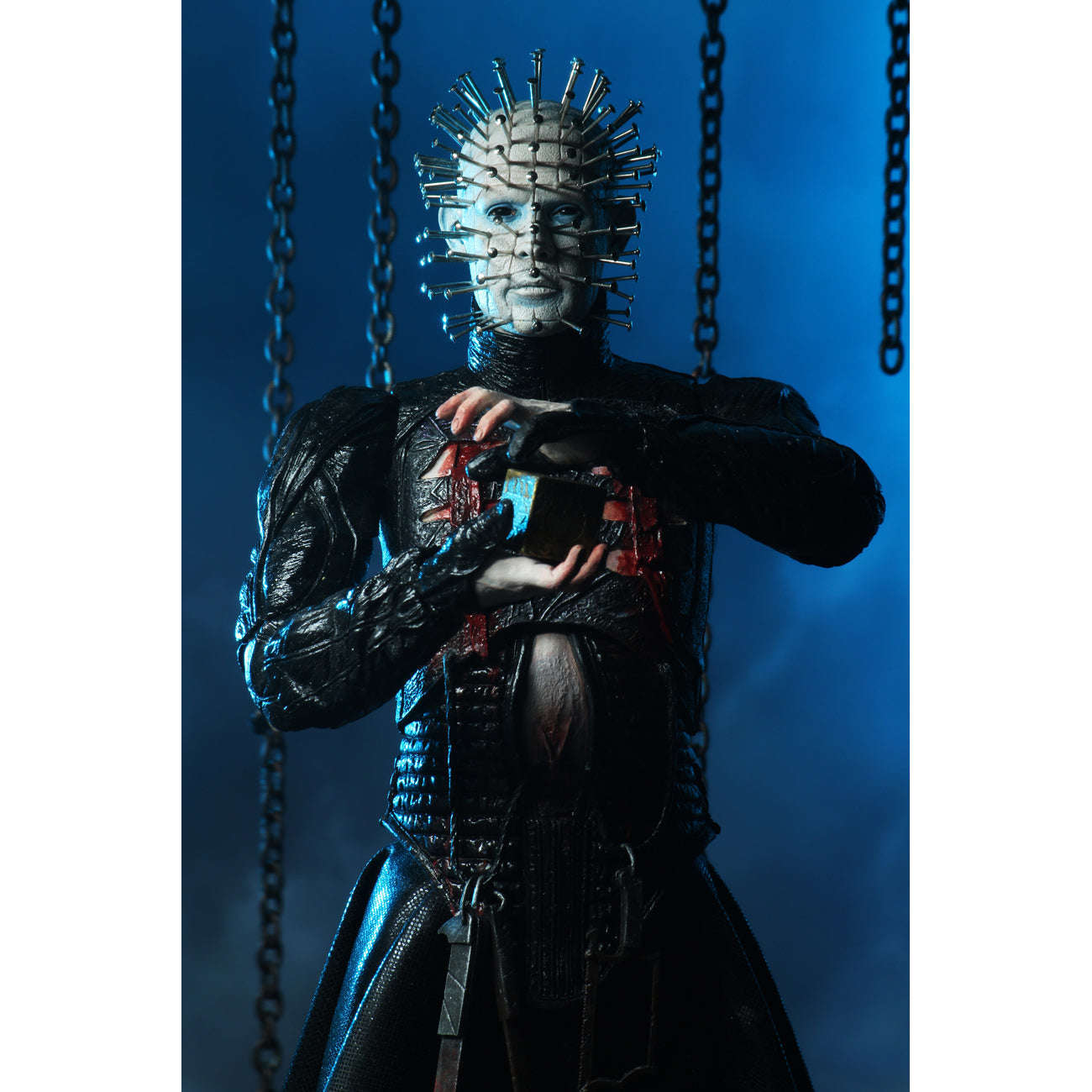 Hellraiser: 7″ Scale Ultimate Pinhead Collectible Action Figure