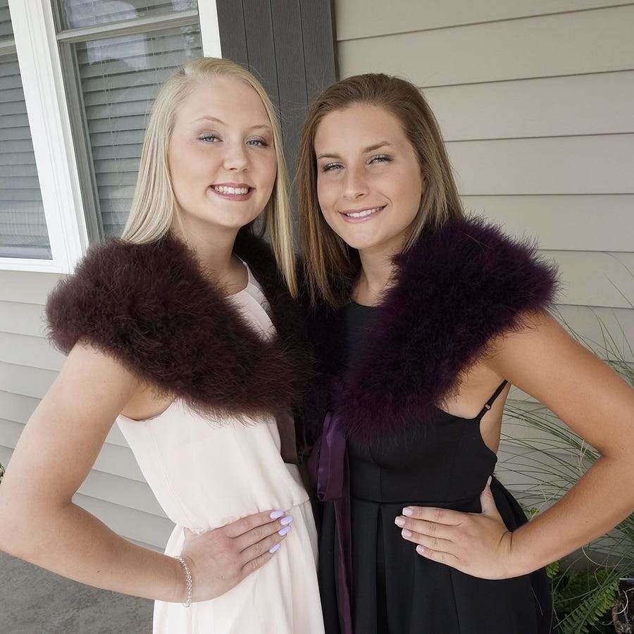 Plum Marabou Capelet