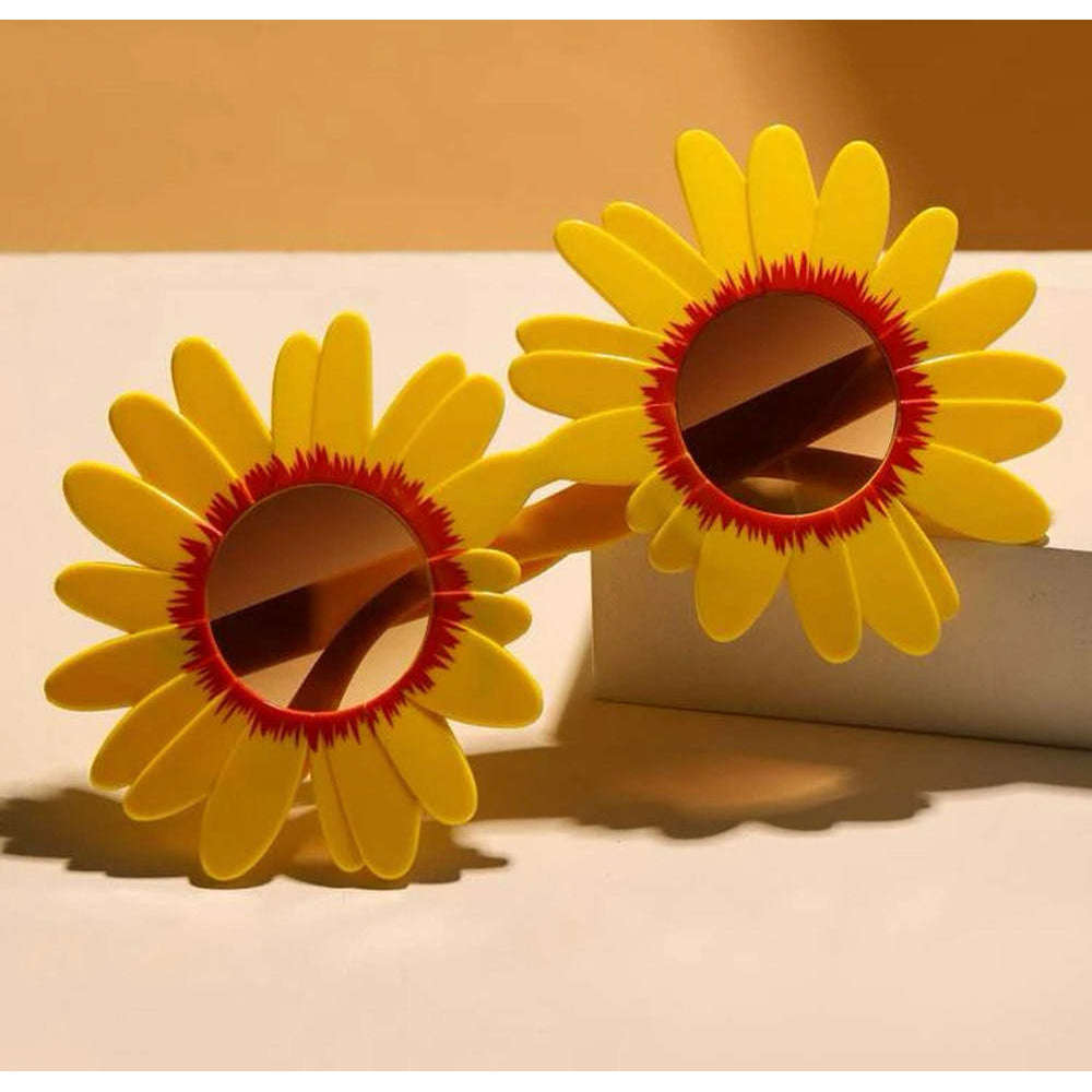 Yellow Art The Clown Sunglasses