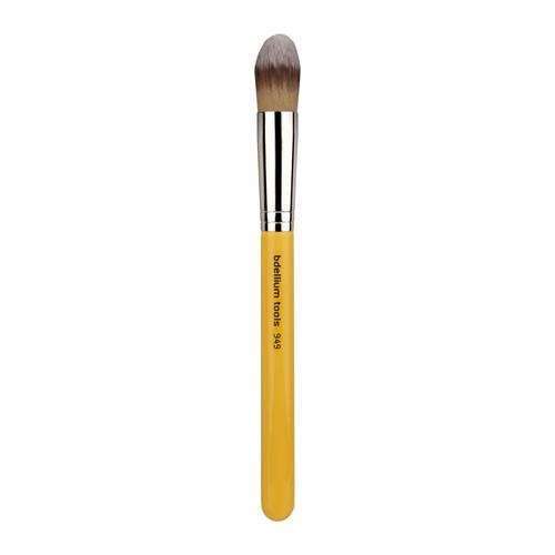 Bdellium Tools Studio 949 Pointed Foundation Brush